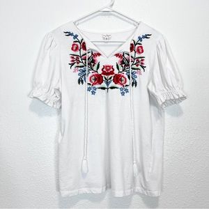 Keep In Touch White Embroidered Short Sleeve Top Size Medium